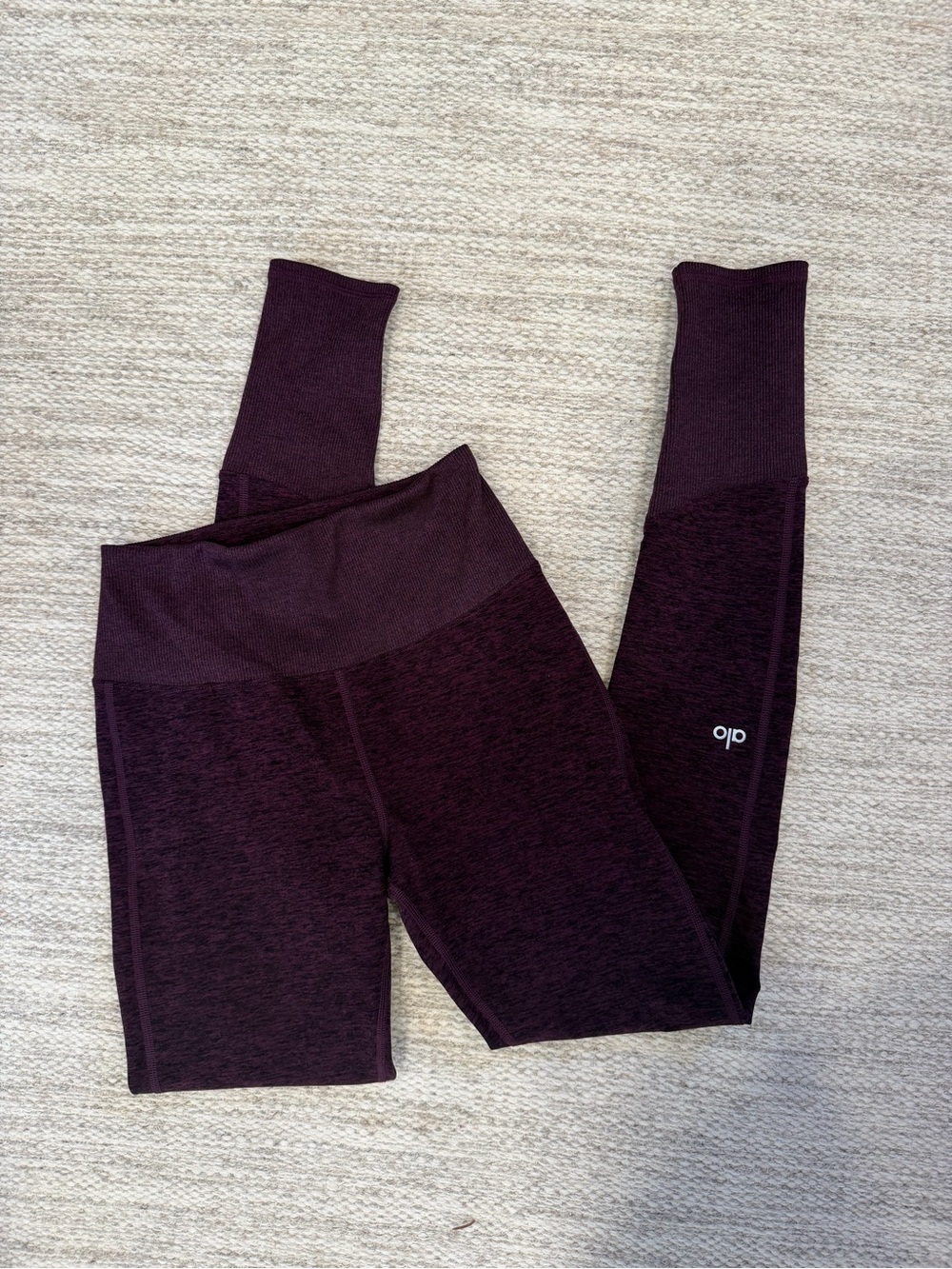 ALO Yoga Seamless Leggings in Plum